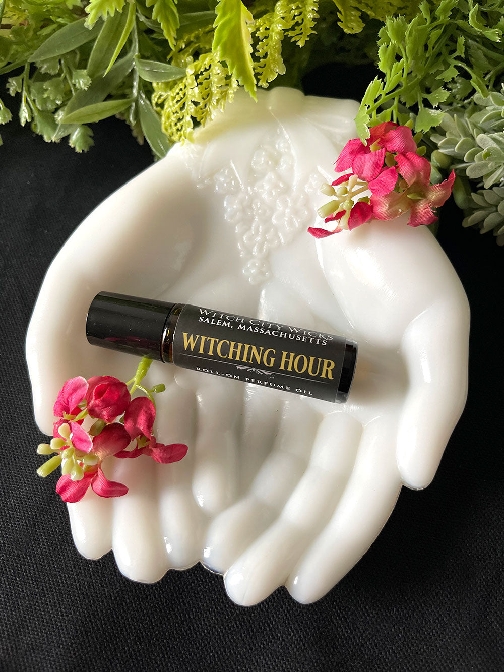DISCONTINUED: Witching Hour roll-on perfume oil